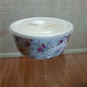 - Brand new Grace Pantry Bowl With Lid 5”.